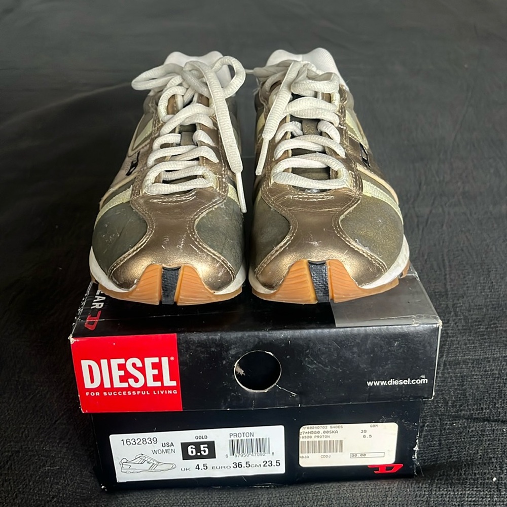 Diesel sneakers Gold